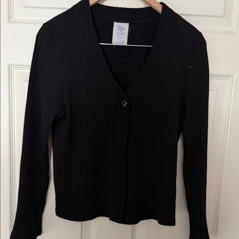 Weekenders 🦋 V-Neck Cardigan with Single Button, 90s Style